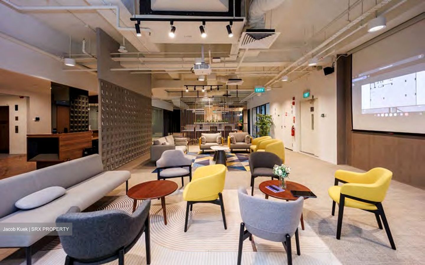 Finexis Building (D1), Office #487946441